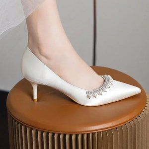 New pointed high -heeled shoe sexy rhinestone fashion single shoes